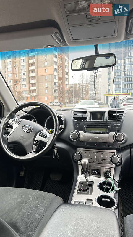 Позашляховик / Кросовер Toyota Highlander 2011 в Черкасах фото 17 Позашляховик / Кросовер Toyota Highlander 2011 в Черкасах