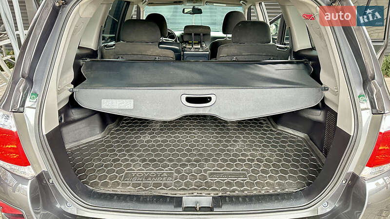 Позашляховик / Кросовер Toyota Highlander 2011 в Черкасах фото 21 Позашляховик / Кросовер Toyota Highlander 2011 в Черкасах