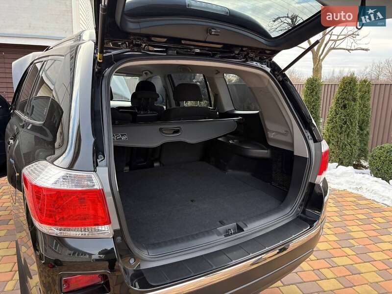 Позашляховик / Кросовер Toyota Highlander 2011 в Батурині