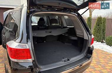 Внедорожник / Кроссовер Toyota Highlander 2011 в 