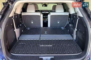 Внедорожник / Кроссовер Toyota Highlander 2022 в 