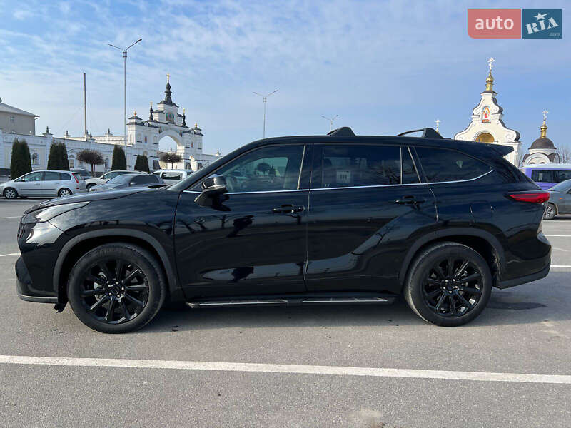 Внедорожник / Кроссовер Toyota Highlander 2022 в Кременце фото 3 Внедорожник / Кроссовер Toyota Highlander 2022 в Кременце
