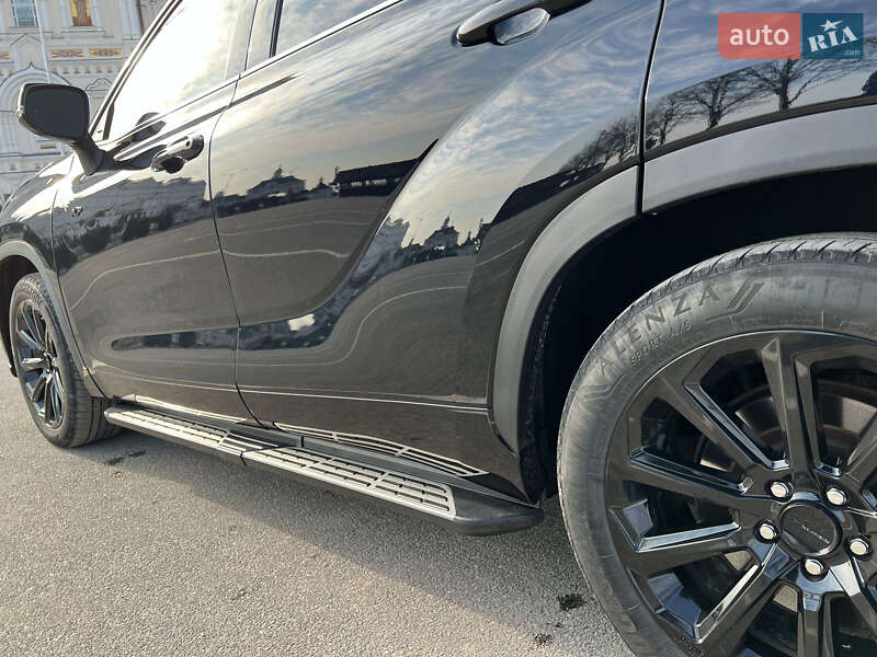 Внедорожник / Кроссовер Toyota Highlander 2022 в Кременце фото 8 Внедорожник / Кроссовер Toyota Highlander 2022 в Кременце