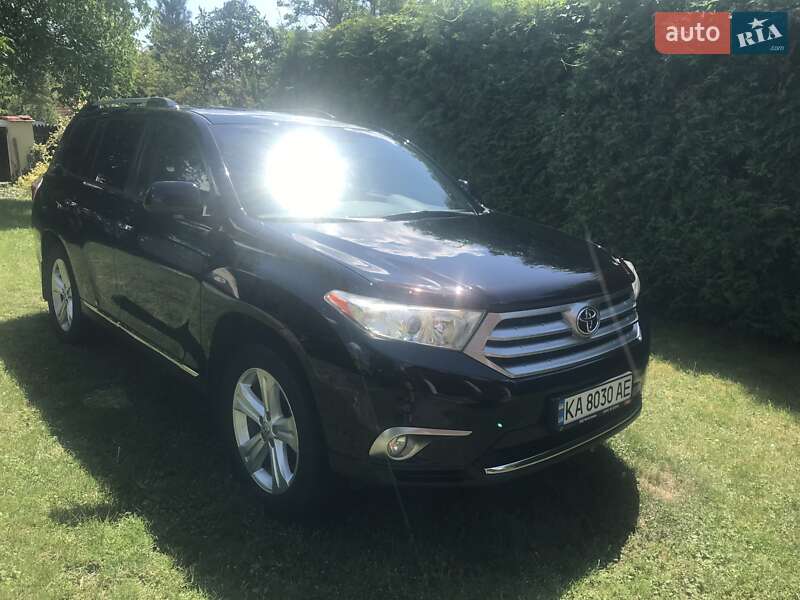 Внедорожник / Кроссовер Toyota Highlander 2013 в Киеве