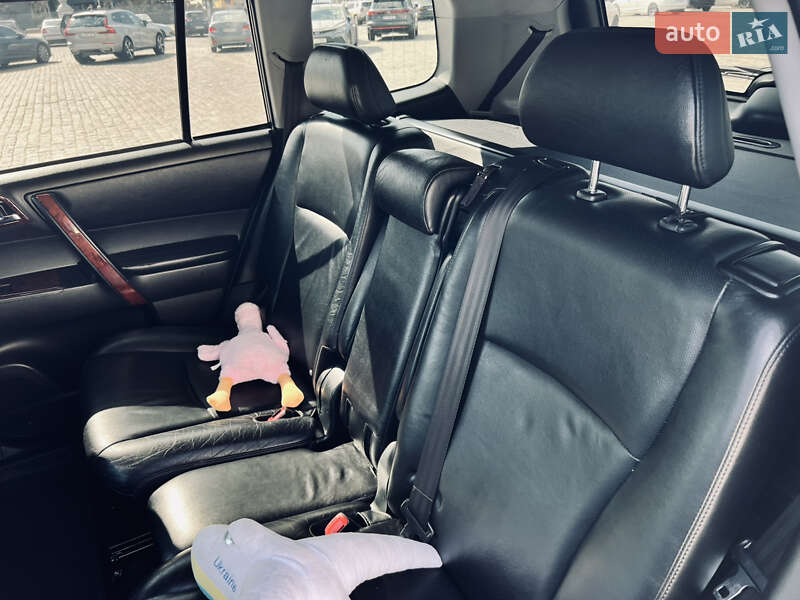 Позашляховик / Кросовер Toyota Highlander 2011 в Харкові