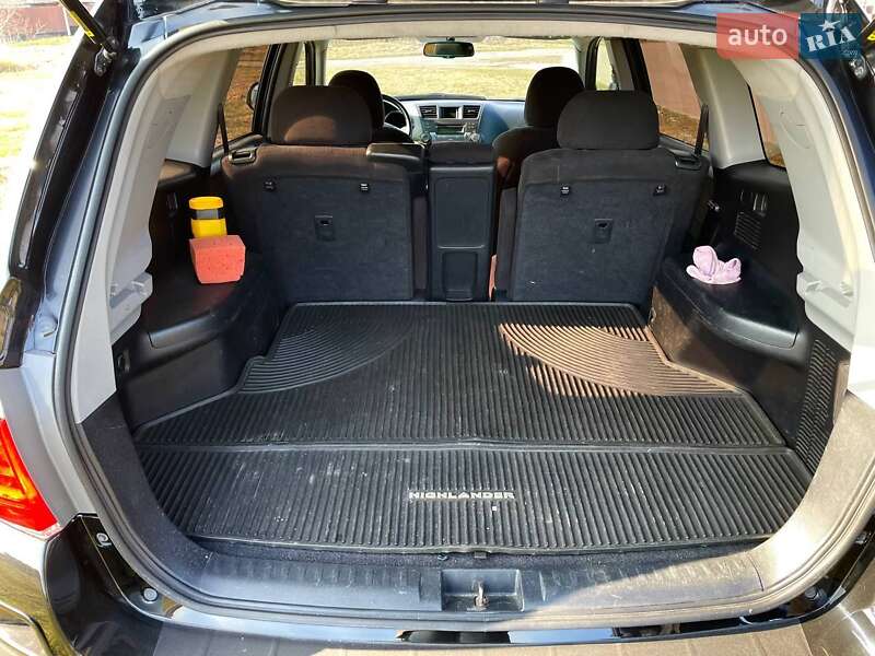 Позашляховик / Кросовер Toyota Highlander 2010 в Павлограді