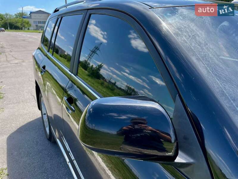 Позашляховик / Кросовер Toyota Highlander 2010 в Павлограді