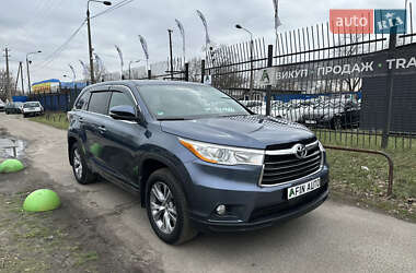 Позашляховик / Кросовер Toyota Highlander 2014 в 
