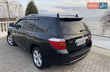 Внедорожник / Кроссовер Toyota Highlander 2008 в 