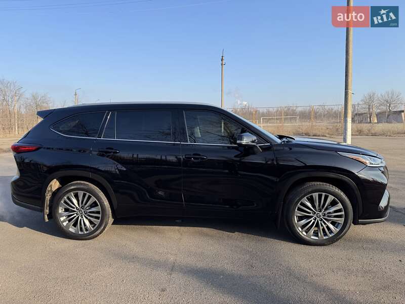 Внедорожник / Кроссовер Toyota Highlander 2020 в Кривом Роге фото 4 Внедорожник / Кроссовер Toyota Highlander 2020 в Кривом Роге