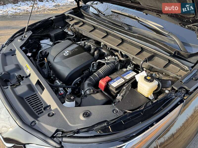 Внедорожник / Кроссовер Toyota Highlander 2020 в Кривом Роге фото 22 Внедорожник / Кроссовер Toyota Highlander 2020 в Кривом Роге