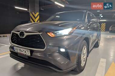 Позашляховик / Кросовер Toyota Highlander 2020 в 