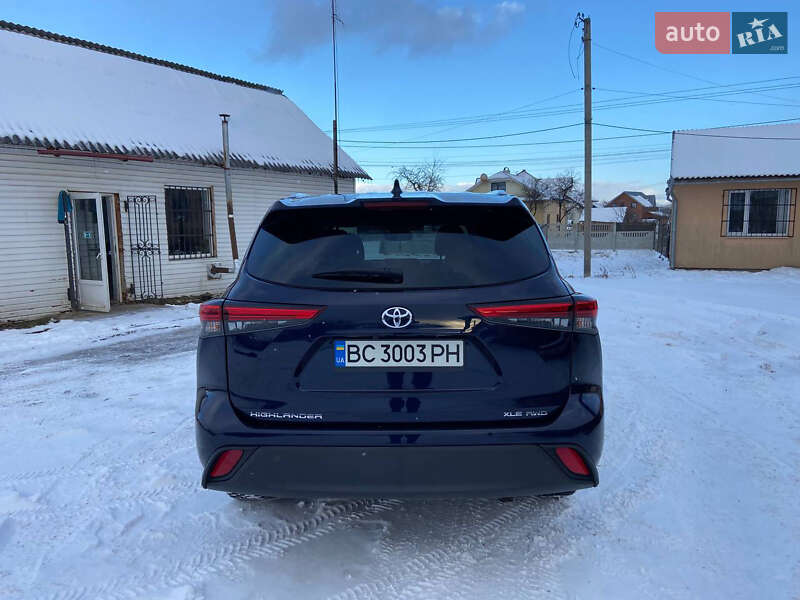 Позашляховик / Кросовер Toyota Highlander 2021 в Рожнятові фото 6 Позашляховик / Кросовер Toyota Highlander 2021 в Рожнятові