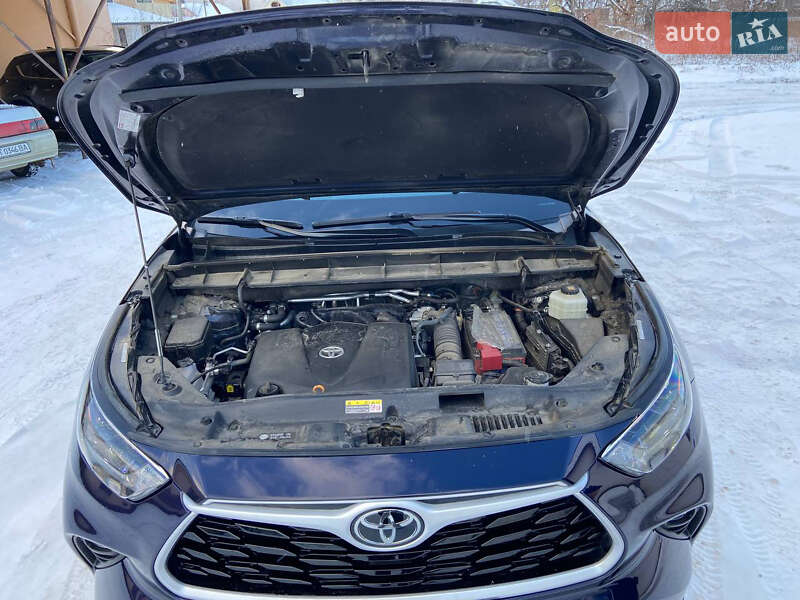 Позашляховик / Кросовер Toyota Highlander 2021 в Рожнятові фото 10 Позашляховик / Кросовер Toyota Highlander 2021 в Рожнятові