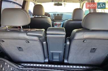 Внедорожник / Кроссовер Toyota Highlander 2011 в 