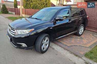 Внедорожник / Кроссовер Toyota Highlander 2011 в 