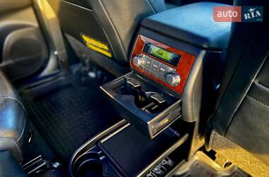 Позашляховик / Кросовер Toyota Highlander 2011 в 