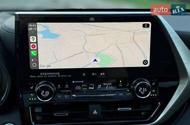 Позашляховик / Кросовер Toyota Highlander 2024 в 