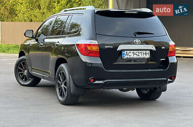 Позашляховик / Кросовер Toyota Highlander 2007 в 