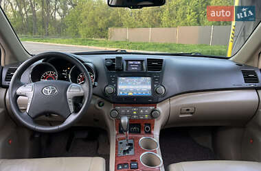 Позашляховик / Кросовер Toyota Highlander 2007 в 