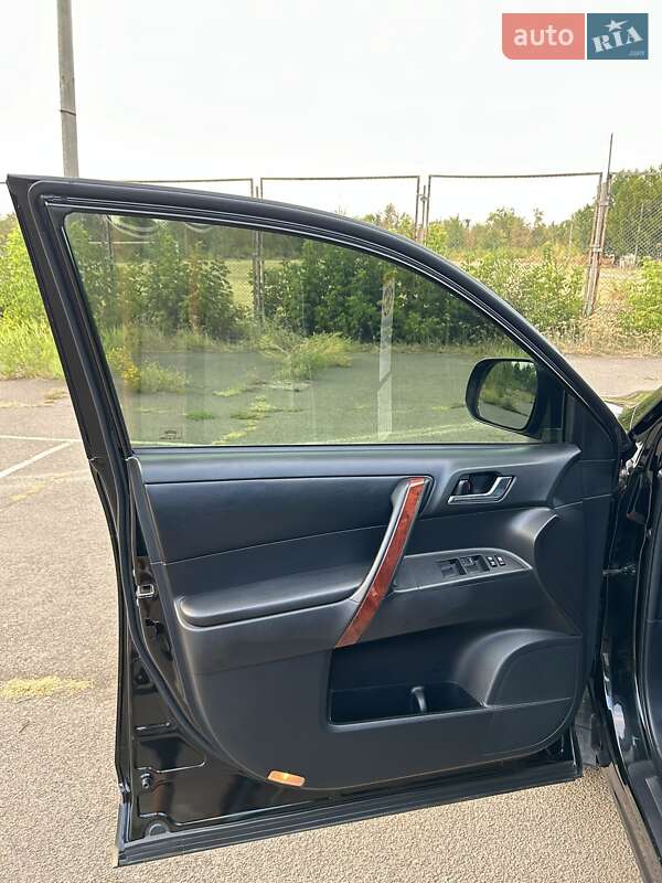 Внедорожник / Кроссовер Toyota Highlander 2011 в Кривом Роге фото 20 Внедорожник / Кроссовер Toyota Highlander 2011 в Кривом Роге