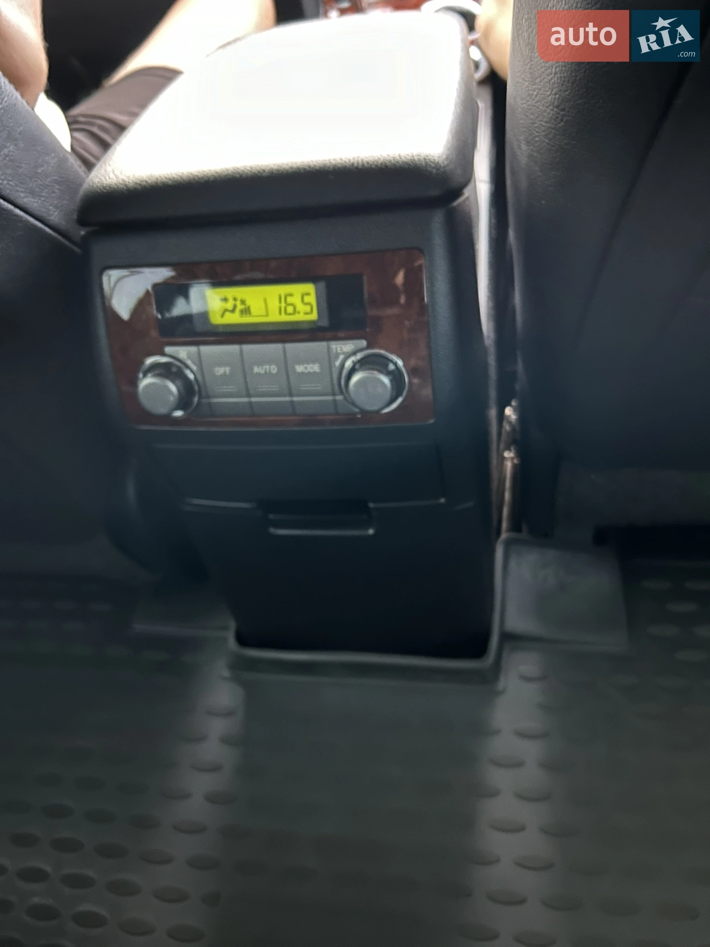 2011 Toyota Highlander - мініатюра 24