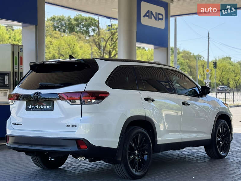 Позашляховик / Кросовер Toyota Highlander 2019 в Миколаєві