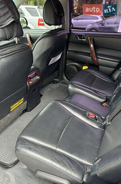 Внедорожник / Кроссовер Toyota Highlander 2012 в Кременчуге