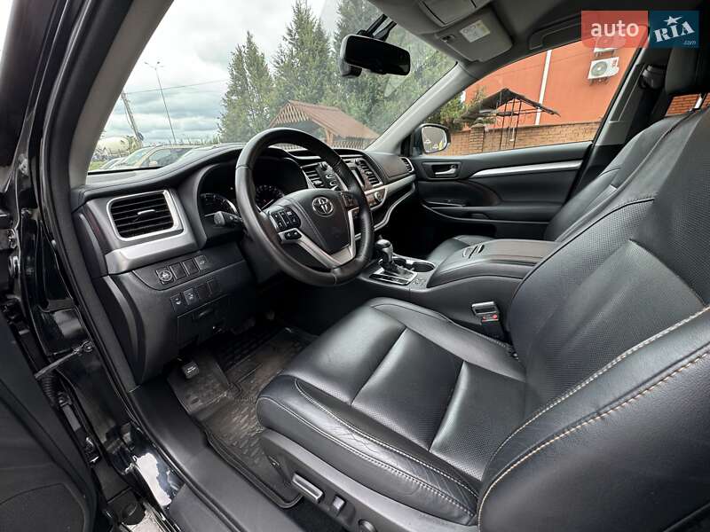 Позашляховик / Кросовер Toyota Highlander 2014 в Вінниці
