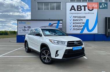 Внедорожник / Кроссовер Toyota Highlander 2018 в Киеве