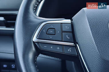 Внедорожник / Кроссовер Toyota Highlander 2020 в 