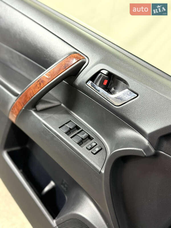 Позашляховик / Кросовер Toyota Highlander 2012 в Одесі