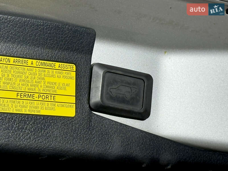 Позашляховик / Кросовер Toyota Highlander 2012 в Одесі