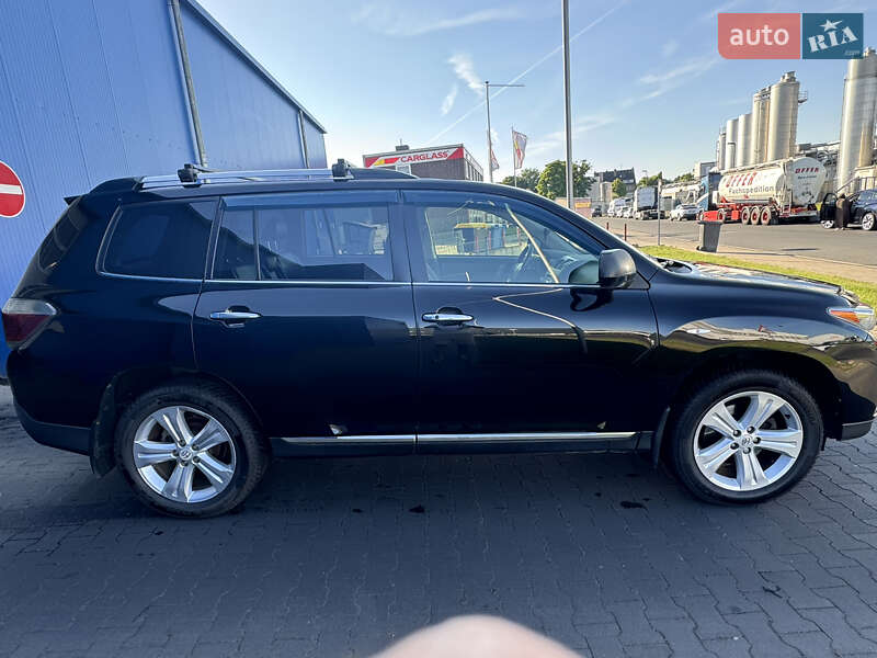 Внедорожник / Кроссовер Toyota Highlander 2012 в Львове фото 4 Внедорожник / Кроссовер Toyota Highlander 2012 в Львове