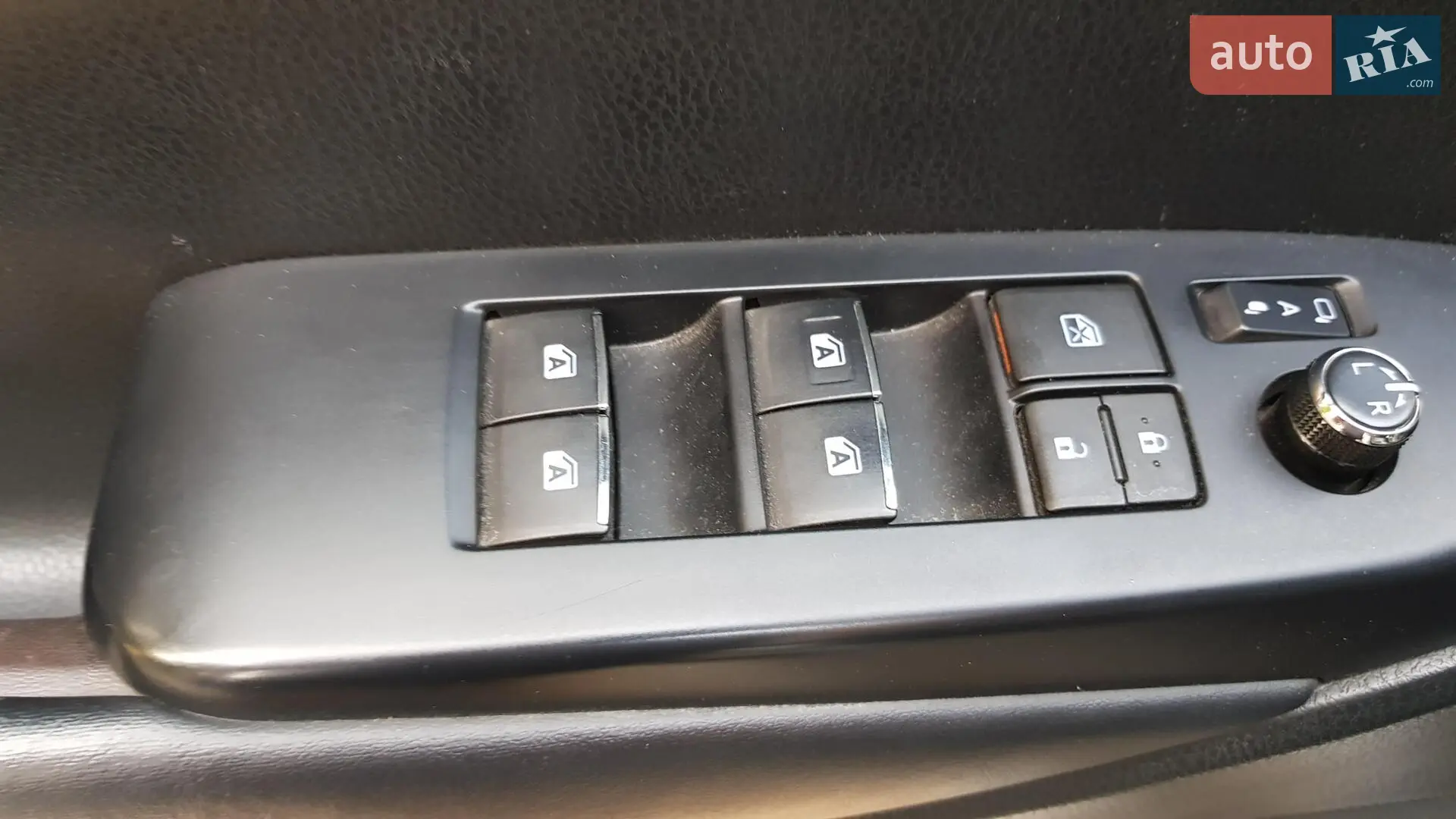 2017 Toyota Highlander - мініатюра 14
