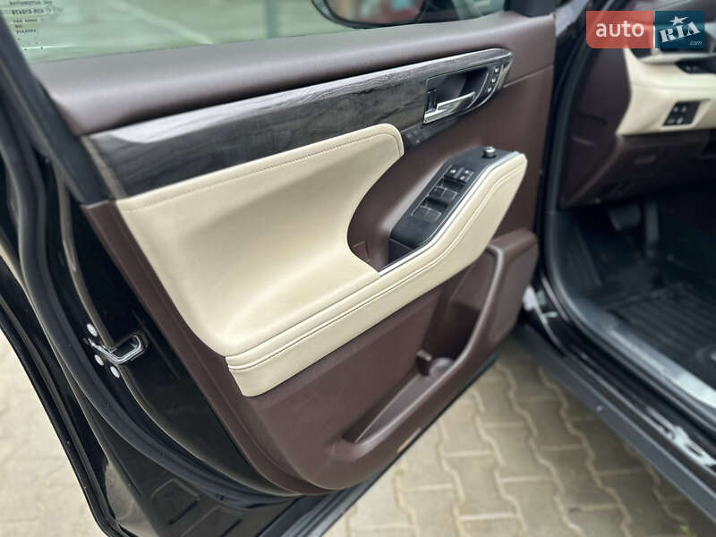 Внедорожник / Кроссовер Toyota Highlander 2020 в Киеве