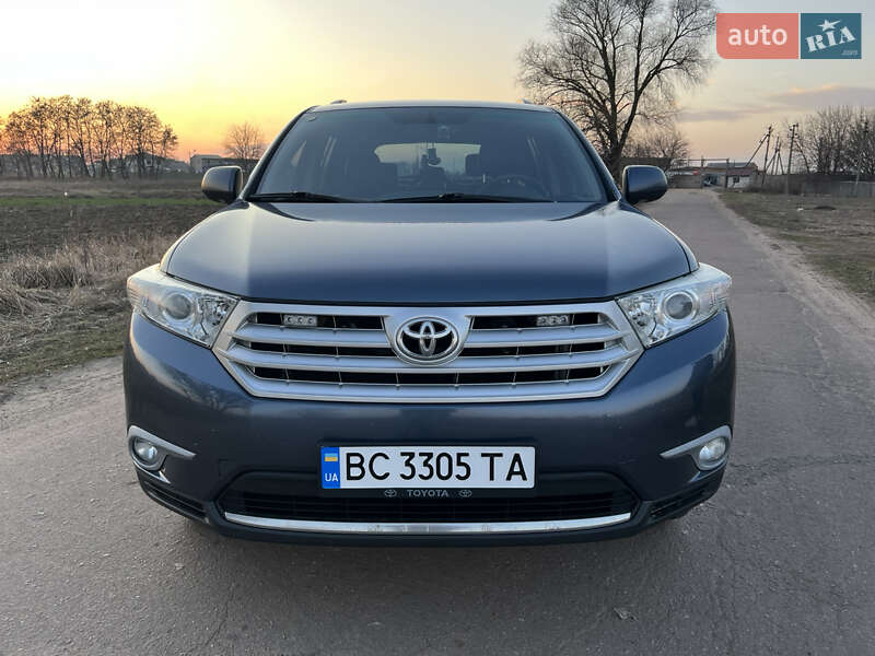 Toyota Highlander 2011