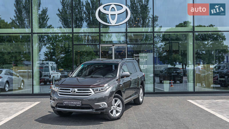 Toyota Highlander 2013