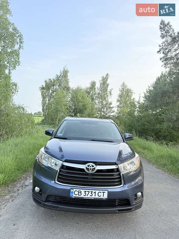 Універсал Toyota Highlander 2014 в Ніжині