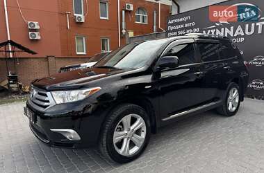 Внедорожник / Кроссовер Toyota Highlander 2011 в 