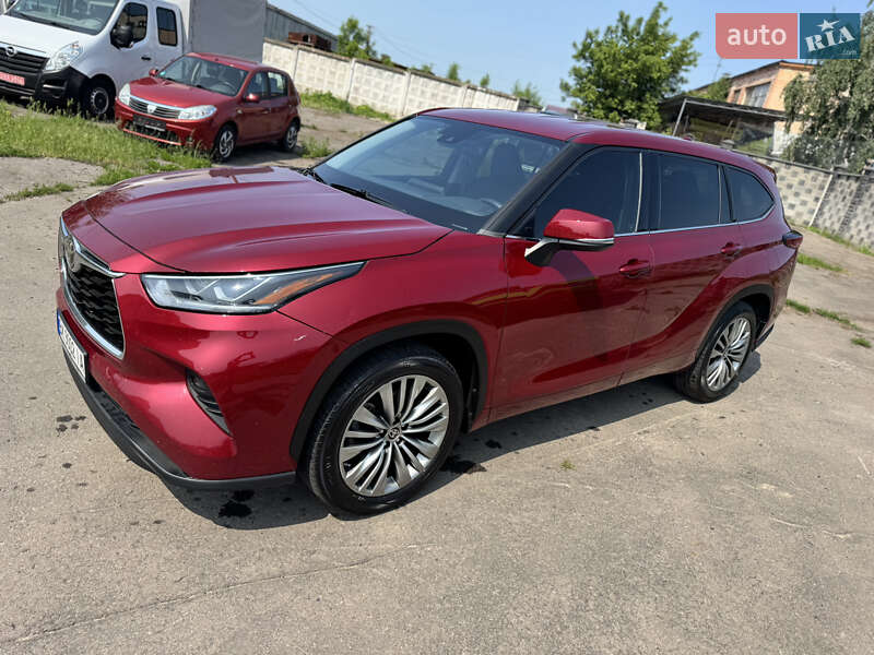 Внедорожник / Кроссовер Toyota Highlander 2020 в Ровно