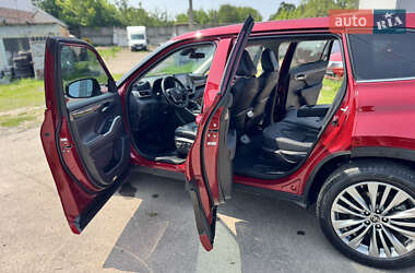 Внедорожник / Кроссовер Toyota Highlander 2020 в 