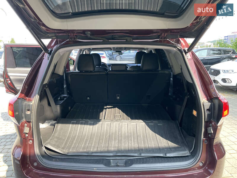 Внедорожник / Кроссовер Toyota Highlander 2018 в Львове