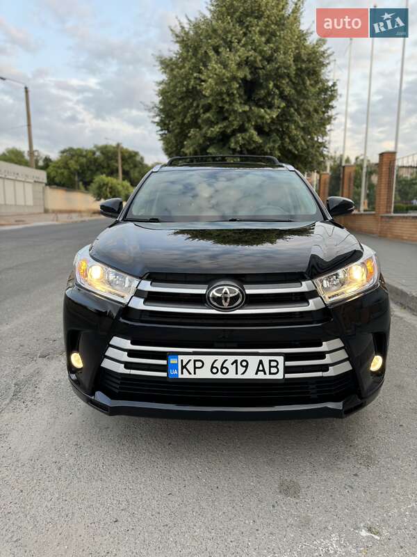 Toyota Highlander 2018