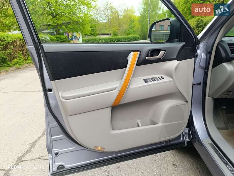 Внедорожник / Кроссовер Toyota Highlander 2008 в Тернополе
