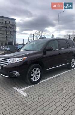 Внедорожник / Кроссовер Toyota Highlander 2011 в Чемеровцах