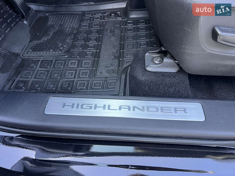 Внедорожник / Кроссовер Toyota Highlander 2021 в Кропивницком фото 14 Внедорожник / Кроссовер Toyota Highlander 2021 в Кропивницком