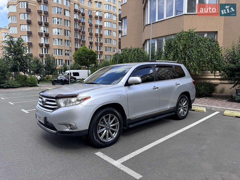 Toyota Highlander 2012