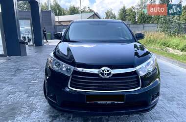 Внедорожник / Кроссовер Toyota Highlander 2015 в Киеве