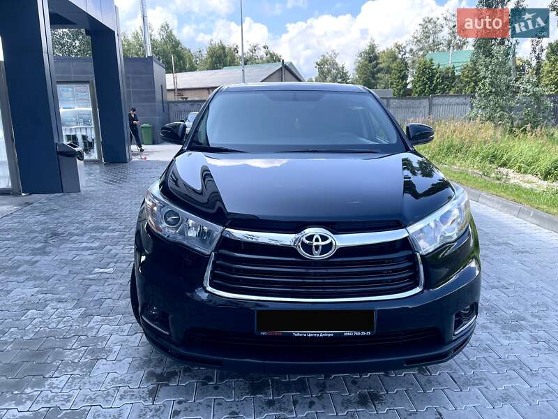 Toyota Highlander 2015